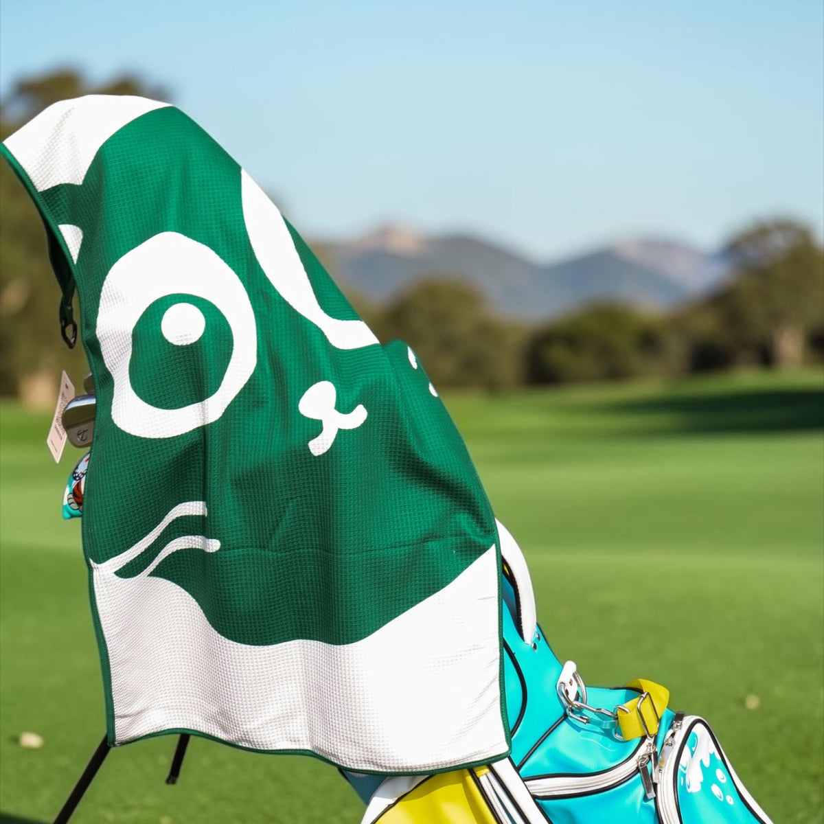 Calico Caddie Towel - Pine